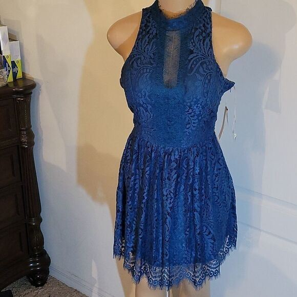 BRAND NEW TRIXXI  DARK GREEN LACE  DRESS - Picture 3 of 15